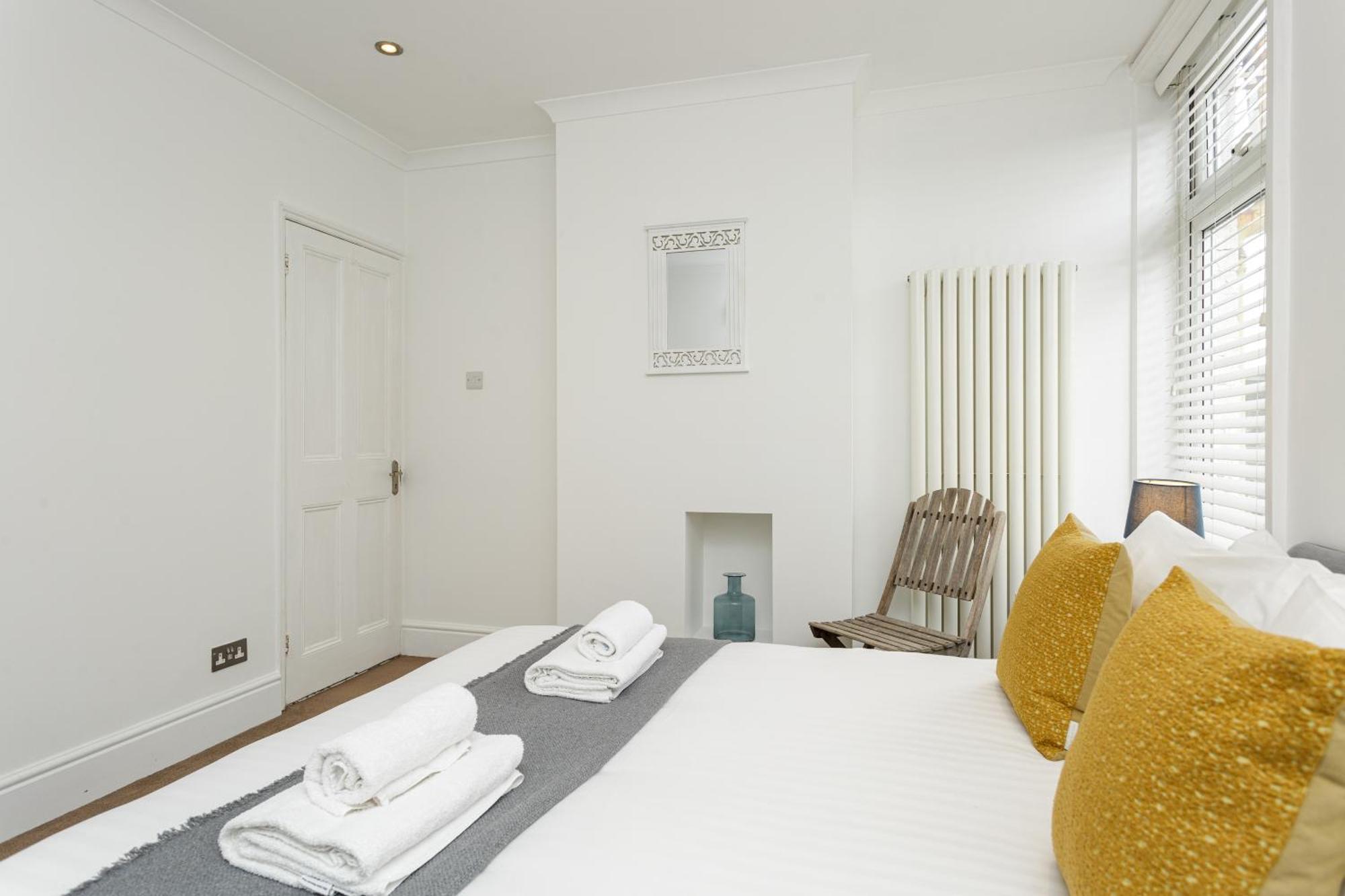 Percy Terrace - Charming 2 Bedroom Town House Portsmouth Exterior foto